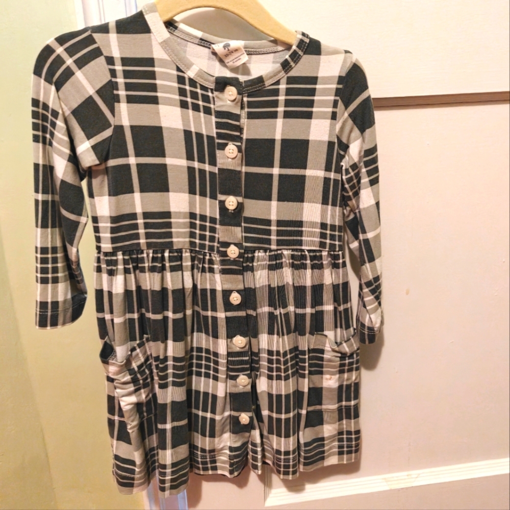 Kate Quinn long sleeve button front pocket dress | green plaid | bamboo